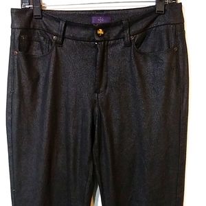 NYDJ shimmery "leather" look size 6 legging